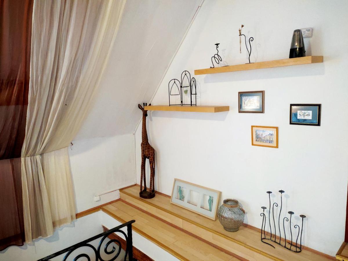 Monami Art Apartman Vác Exterior foto